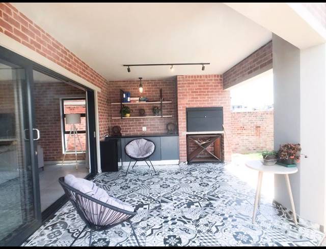 3 BEDROOM HOUSE FOR SALE IN SIX FOUNTAINS RESIDENTIAL ESTATE